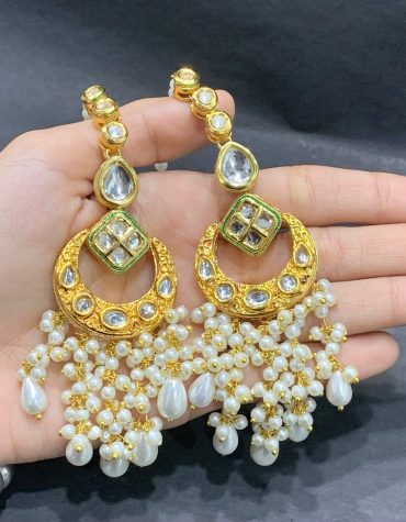 Kundan earrings