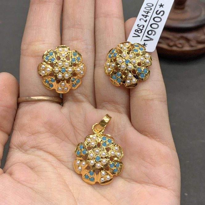Jadau pendent set