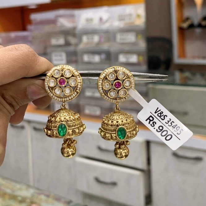 Antique earrings 22356