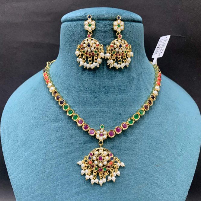 Jadau necklace set