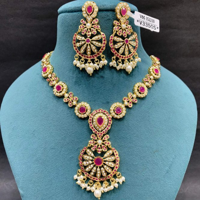 jadau necklace set 455435