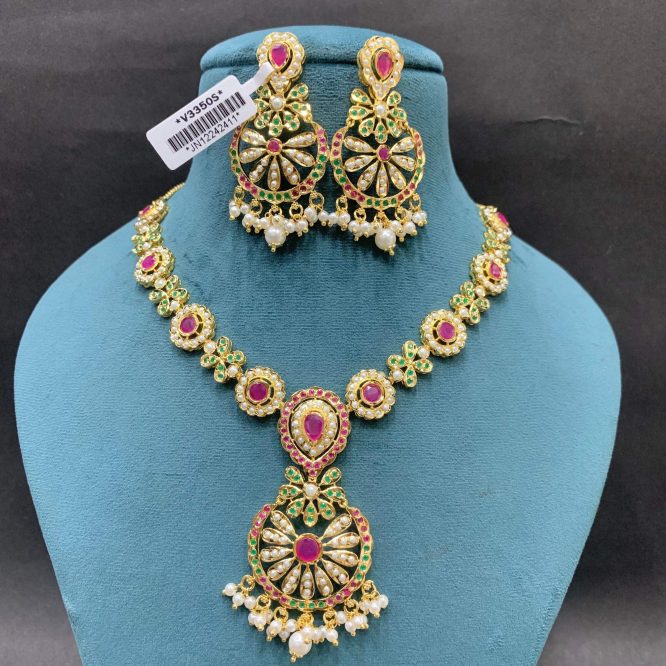 jadau necklace set 455435
