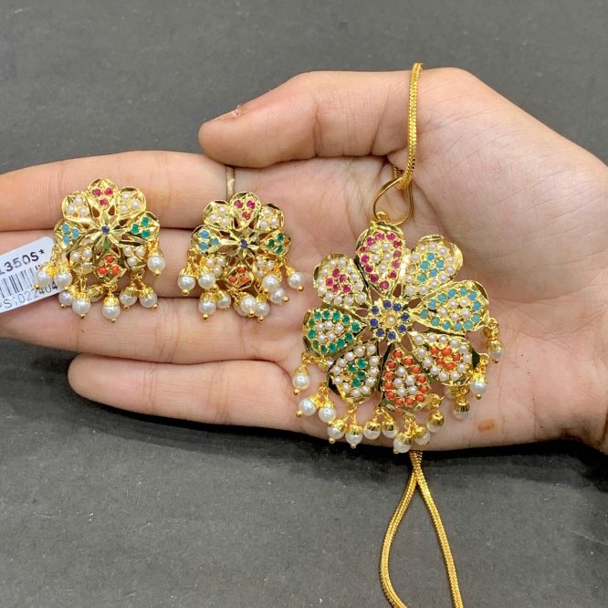 Jadau pendant set