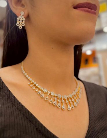 Diamond necklace set 23667
