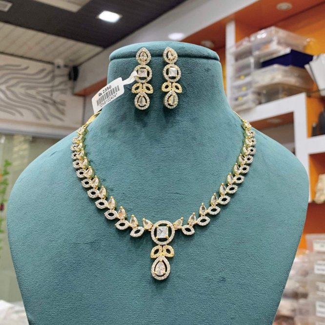 Zircon Necklace Set