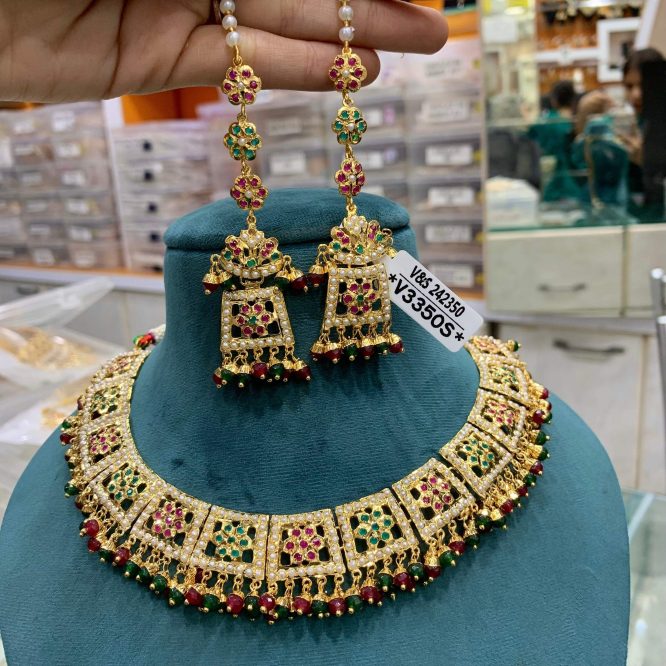 Jadau Necklace Set 676665