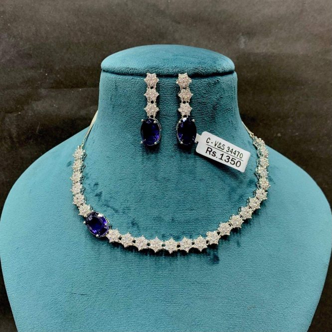Diamond necklace sets