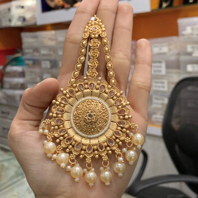 Antique Pasa / Jhumar