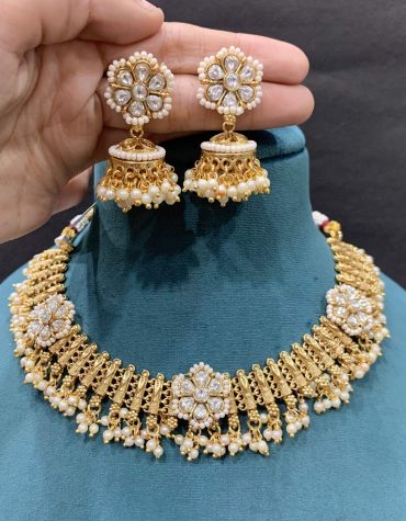 Antique necklace set 3334