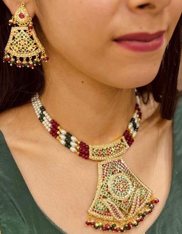 Jadau Necklace Sets