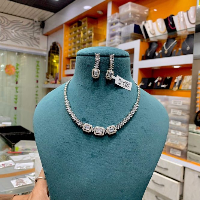 Zircon Necklace Set