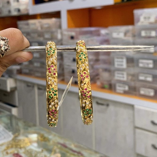 Jadau Bangles