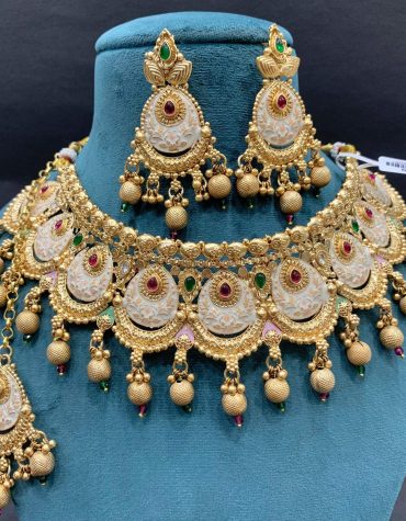 Antique Necklace set 725253