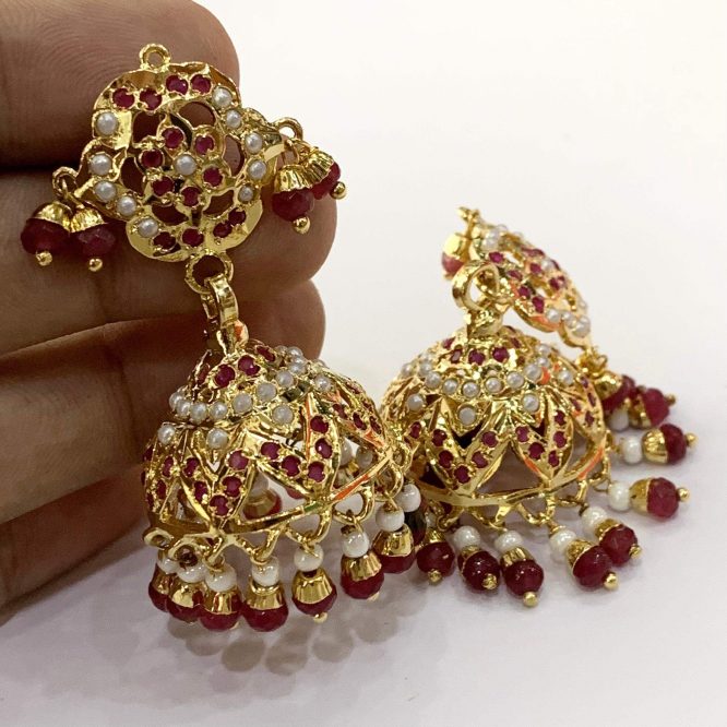 Jadau Earrings 562758
