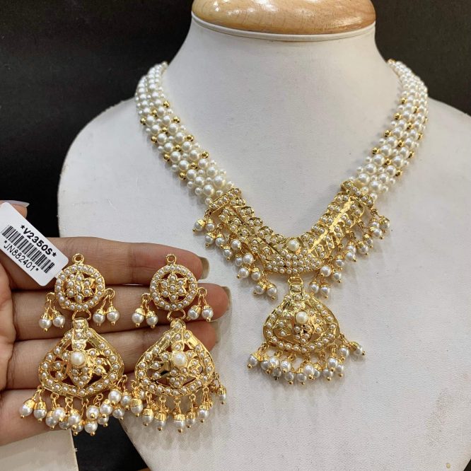 Jadau Necklace Set