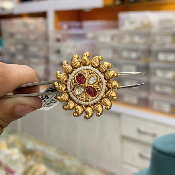 Antique Kundan Ring