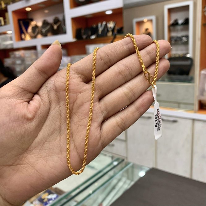 Golden Radiance Chain