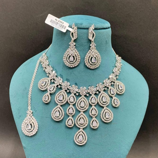 Zircon Necklace Set