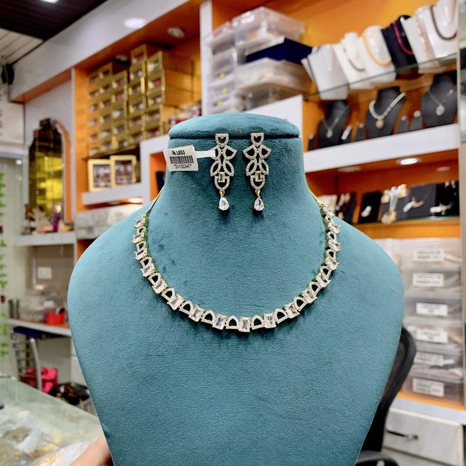 Zircon Necklace Set