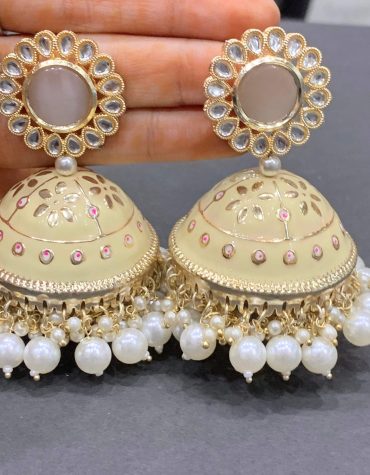Kundan earrings