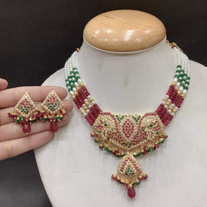 Jadau Necklace set