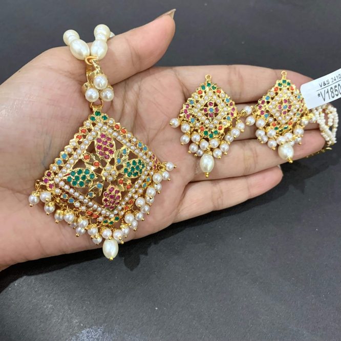 Ruby Pendant Set 849294