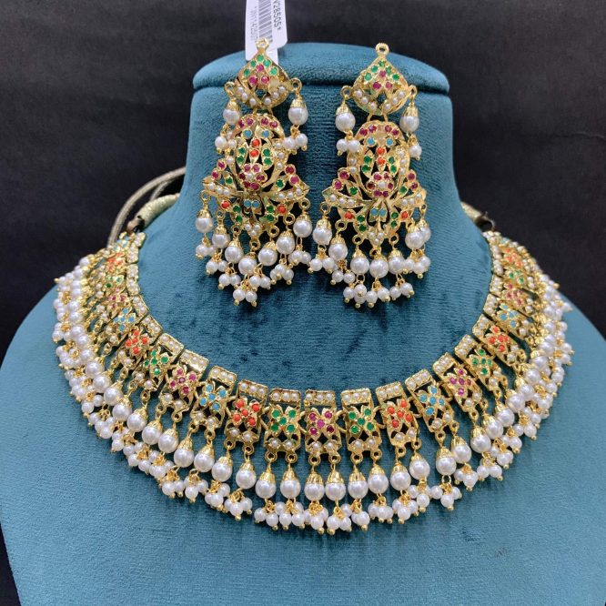 Jadau Necklace Set
