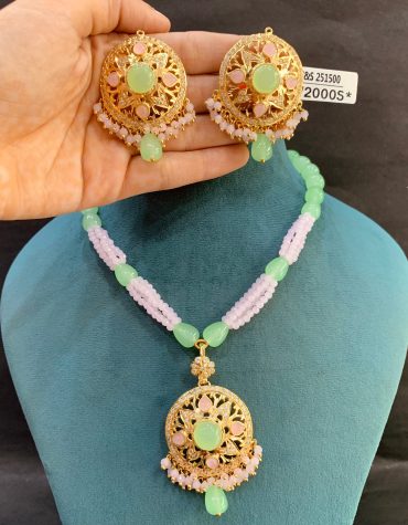 Jadau Pendant Set 566544