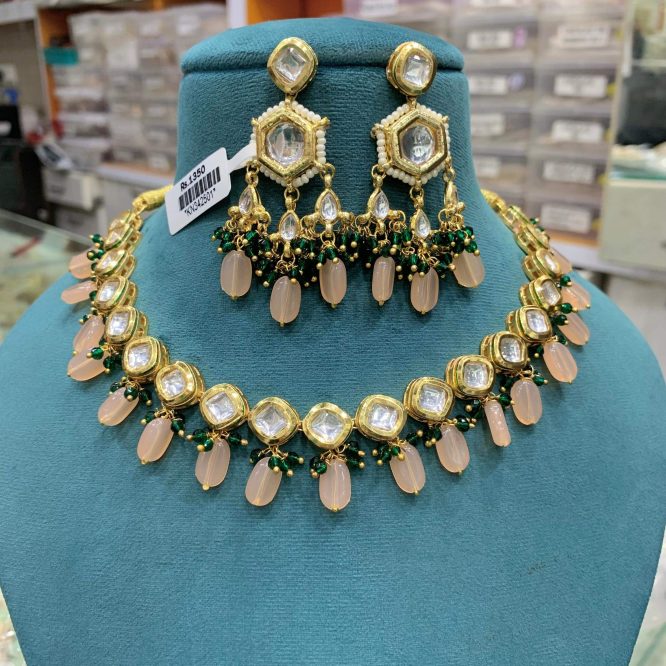 kundan neckline 577666