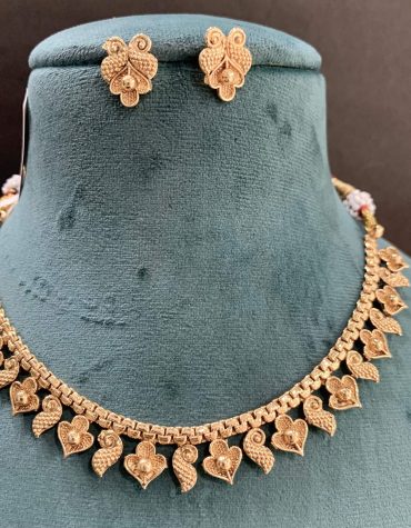 Antique Necklace Sets