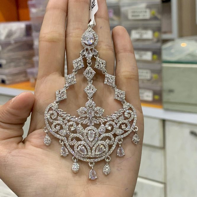Zircon pasa 4554