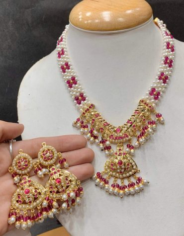 Jadau Necklace Set