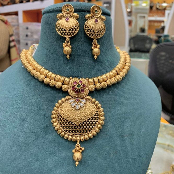Antique Necklace Set