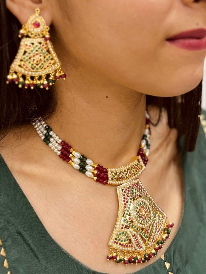 Jadau Necklace Sets
