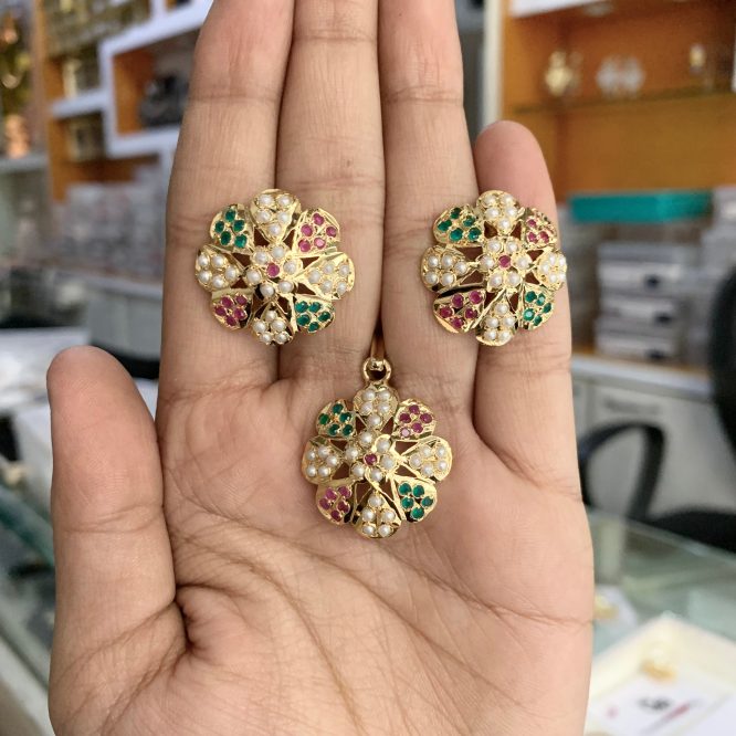 Jadau Pendant set 493729