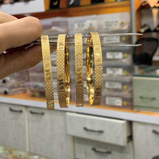 Gold Platted Bangles 575444