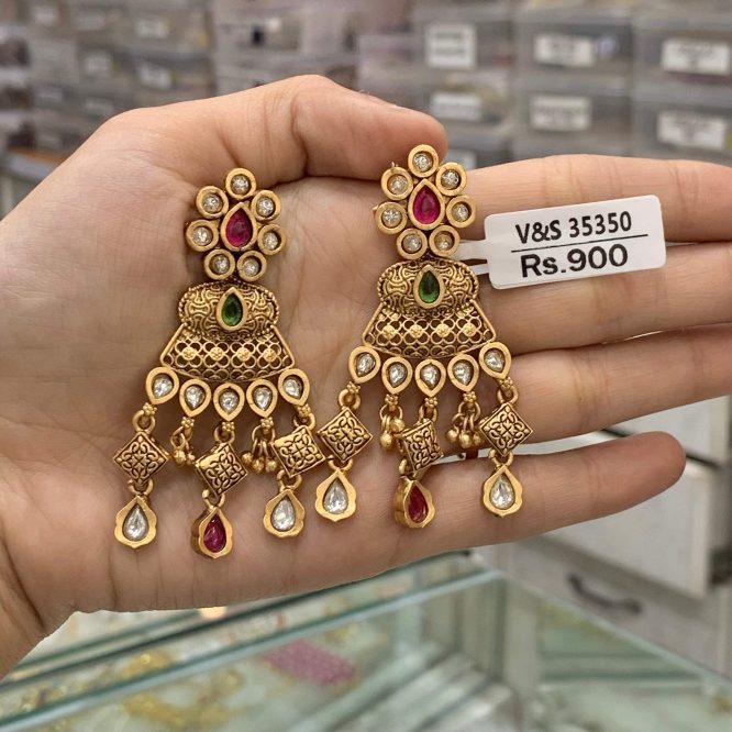Antique earrings 54433
