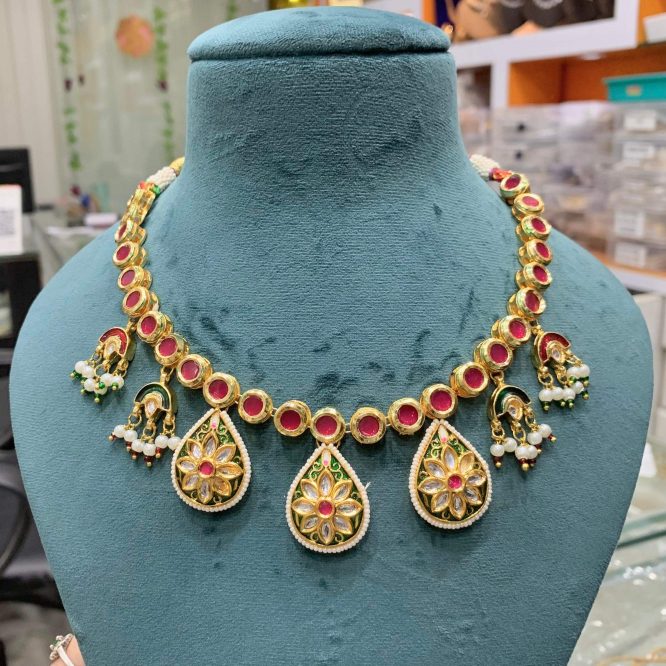 Kundan necklace set