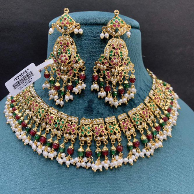 Jadau Necklace Set
