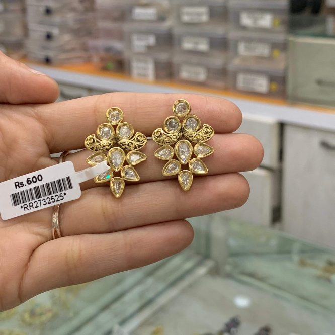 Antique Earrings 6875556