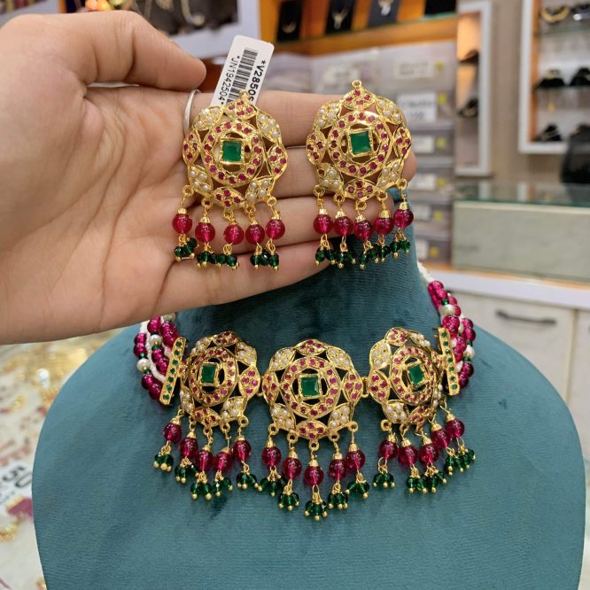 Jadau Necklace sets 573876