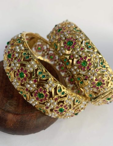 Jadau Bangles
