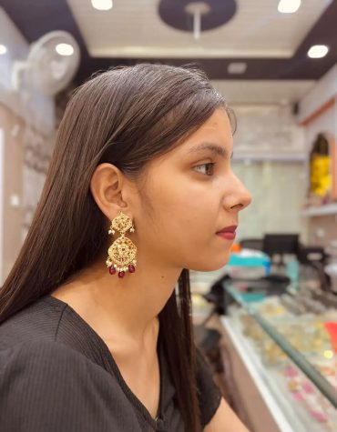 Jadau Earrings 577543