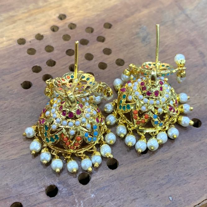 Jadau Earrings 562758