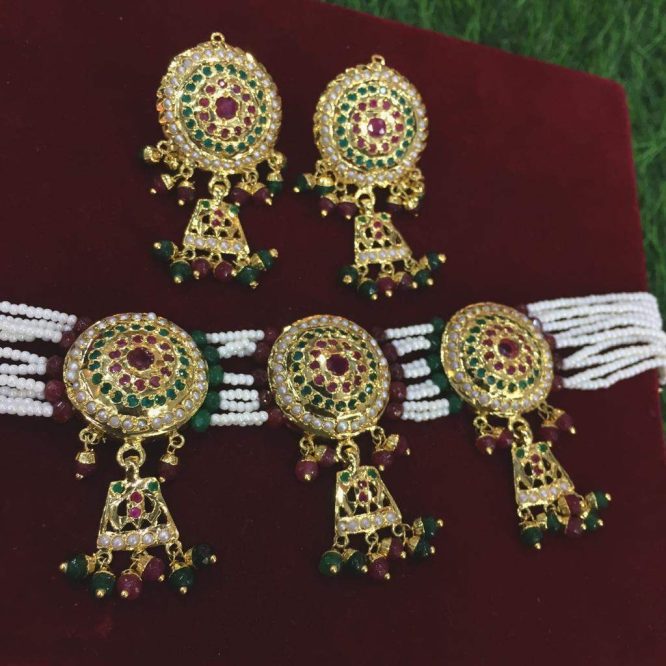 Jadau necklace set