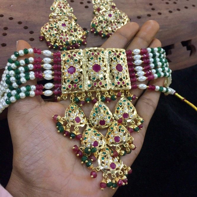 Jadau choker set
