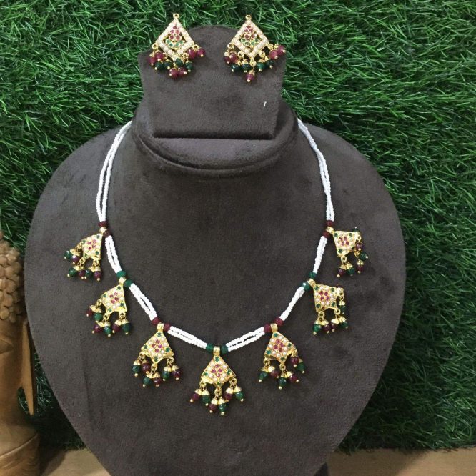Jadau Necklace Sets