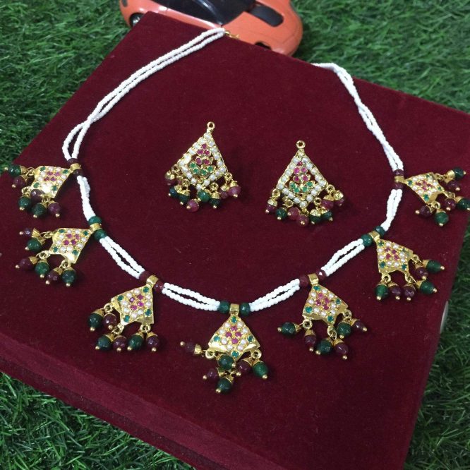 Jadau Necklace Sets