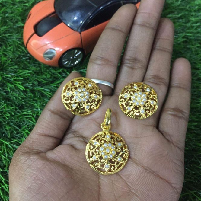 Jadau Pendant Set