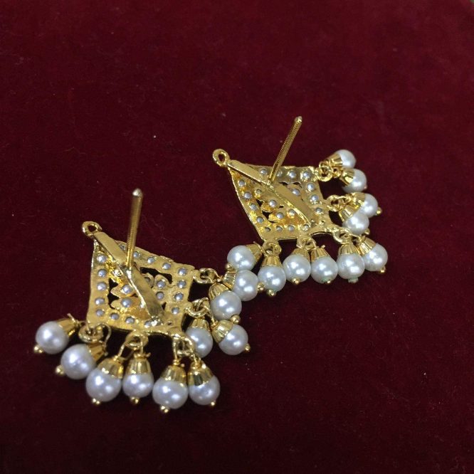 Jadau studs